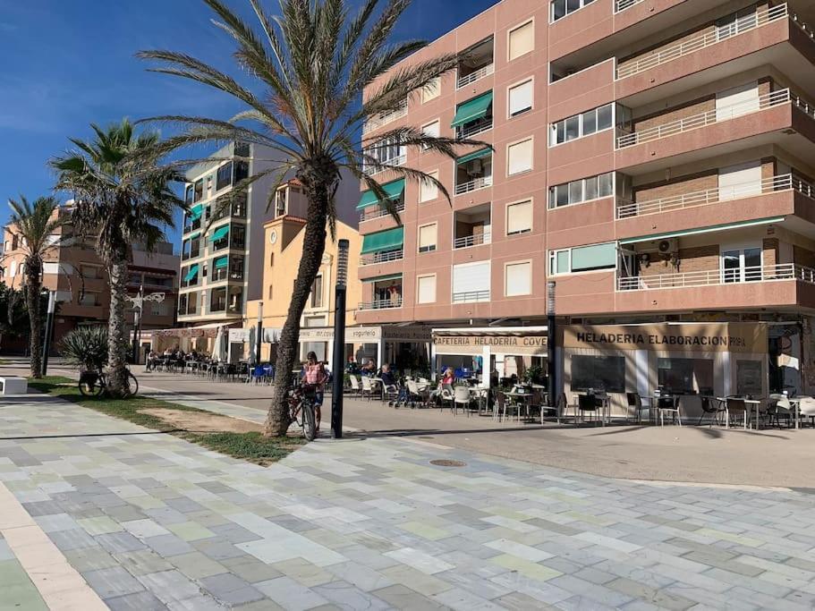 Modern Apartment Near Beach La Mata  Exterior foto